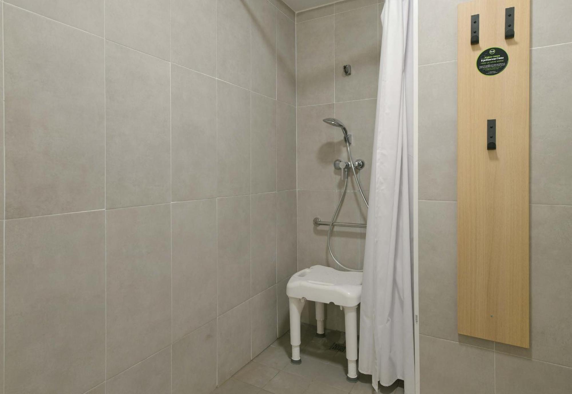 B&B Hotel Le Mans Nord 2 Saint-Saturnin  Exteriér fotografie